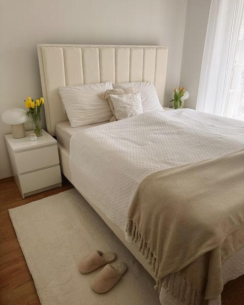 Пуф-ліжко Boucle SEZANNE 160 x 200 см (EU King Size) Білий 317724-561422 фото