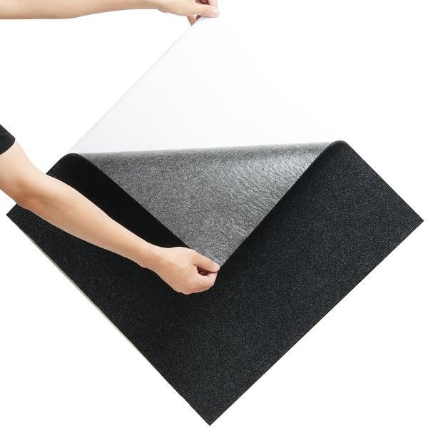 Килимові плитки VEVOR DIY, 24 x 24 дюйми, самоклеючі, м'які, з підкладкою, для спальні та вітальні (упаковка з 15 штук, чорні) 10486-ZZFKDT2424YCT8PQDV0 фото