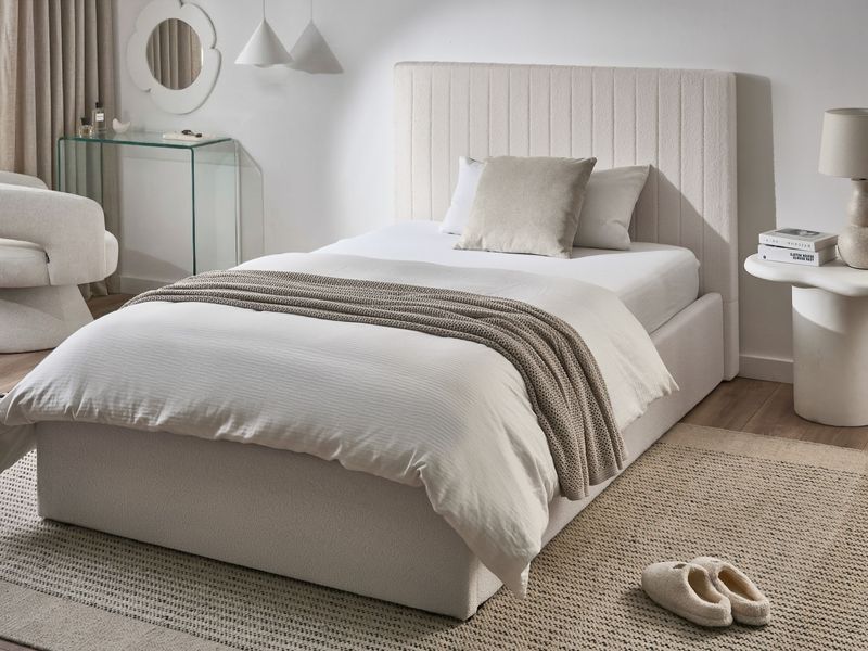 Пуф-ліжко букле VION 120 x 200 см (EU Small Double) кремово-білого кольору 354127-723822 фото