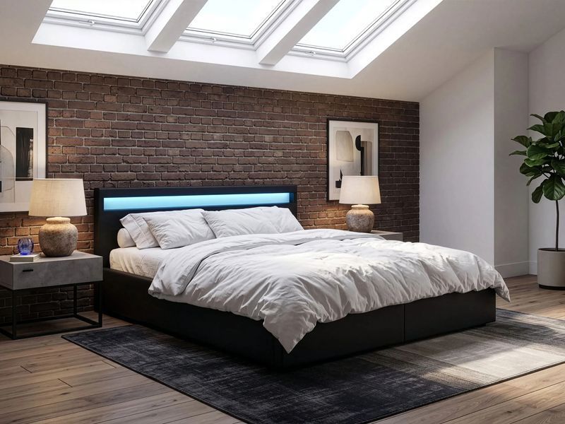 Кровать-пуф с LED-подсветкой ARMELLE, обивка из искусственной кожи, черная, 180 x 200 см (размер Super King, ЕС) 377204-834679 фото