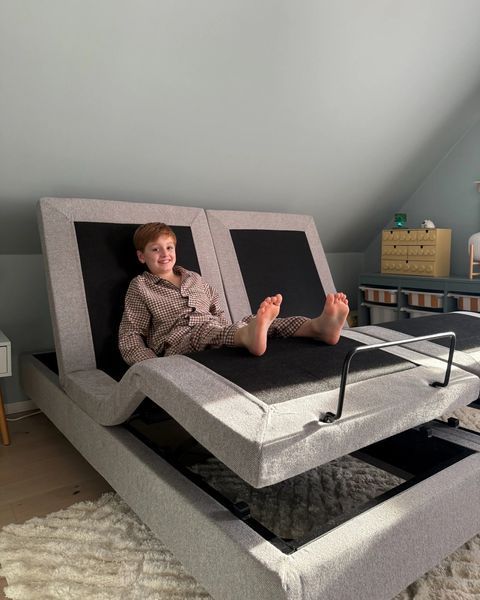 Регульоване ліжко без узголів'я тканинне DUKE II 160 x 200 см (EU King Size) світло-сіре 316590-579559 фото