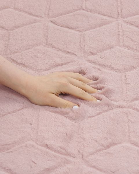 Килим зі штучного хутра THATTA рожевий 160 x 230 см 345771-396643 фото