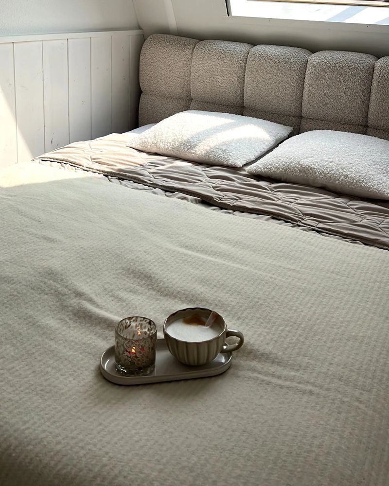 Пуф-ліжко букле BASTON 160 x 200 см (EU King Size) світло-бежевий 328979-638098 фото